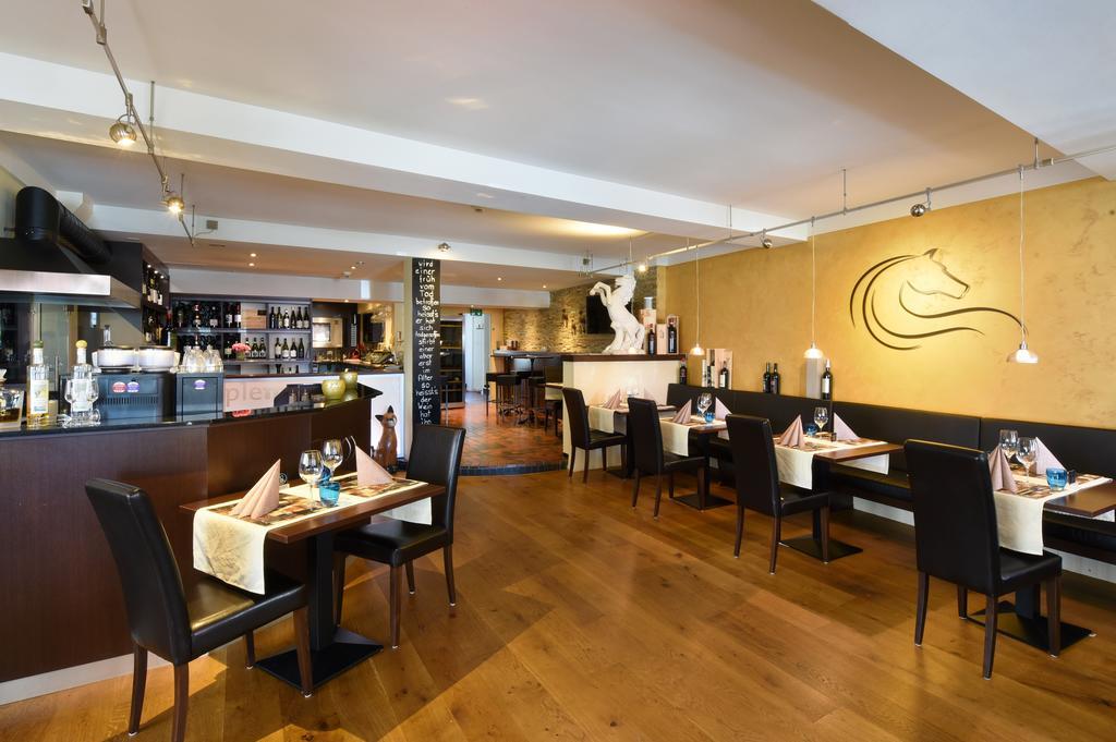 Apart Hotel Amadeo โซฟิงเงน ภายนอก รูปภาพ